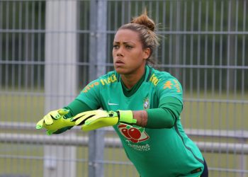Bárbara e Darlene são desconvocadas da Seleção Feminina por lesão