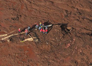 Governo de Minas confirma sete mortos vítimas da barragem em Brumadinho