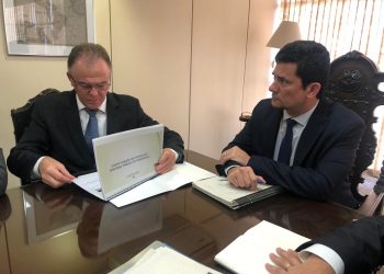 Governador faz balanço da situação prisional do Espírito Santo ao ministro Sérgio Moro