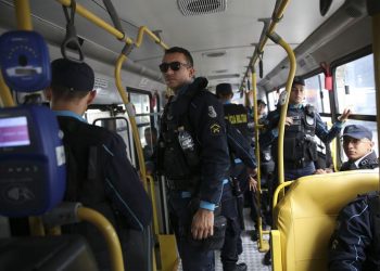 Ceará transfere 20 chefes de facções para presídios federais