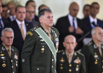 Situação na fronteira está mais calma, diz comandante do Exército