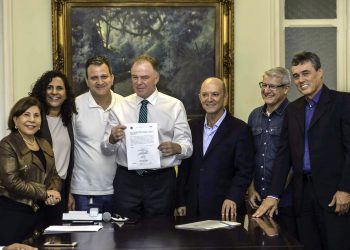 Acordo vai beneficiar mil famílias capixabas em situação de extrema pobreza