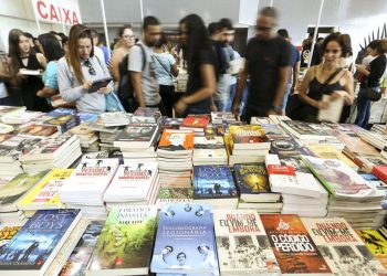 Faturamento do setor editorial diminui 25% em 12 anos