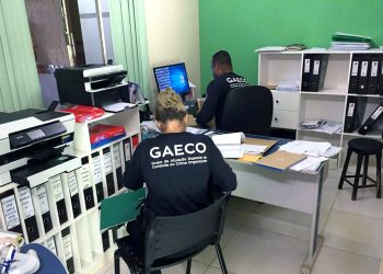 Empresário investigado por fraude que estava foragido se entrega à Justiça