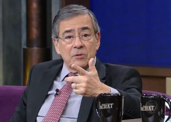 Jornalista Paulo Henrique Amorim morre no Rio aos 77 anos