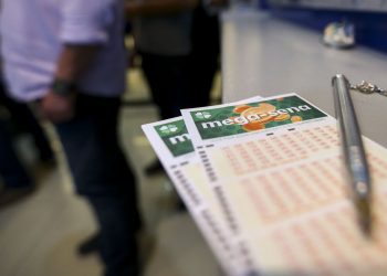 Mega-Sena acumula e prêmio pode chegar a R$ 90 milhões