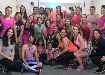 Academia TopFitness promove ações de conscientização no “Outubro Rosa”
