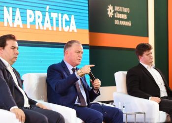 Governador participa do 7º Fórum Liberdade e Democracia de Vitória