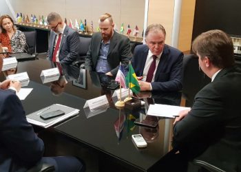 Governador Casagrande tem reuniões sobre programas ambientais em Brasília