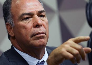 Líder diz que não há prazo para apresentar reforma administrativa