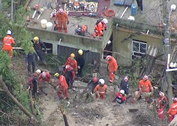 Sobe para 12 o número de mortes causadas pelas chuvas em Minas Gerais