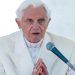 Bento XVI, papa emérito, rompe silêncio sobre celibato após sínodo