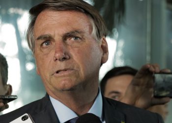 Governo eleva salário mínimo para R$ 1.045