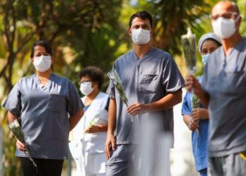 Brasil ultrapassa a China em número de casos e é 10º no ranking mundial