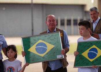 Coronavírus: brasileiros deixam quarentena na Base Aérea de Anápolis
