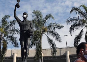 Brasil tem mais de 400 mortes por covid-19 em 24 horas