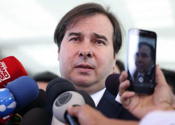 Congresso discutirá adiamento de eleições sem prorrogação de mandato