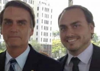 Bolsonaro teme que Carlos seja alvo de inquérito das fake news