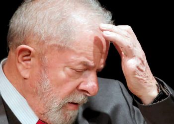 TRF-4 nega recurso de Lula e mantém pena de 17 anos no caso do sítio