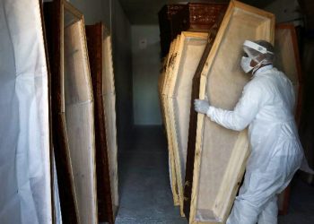 Covid: Brasil tem recorde de 615 mortes em 24 h e é 6º do ranking mundial