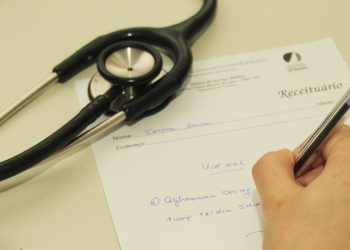 Sancionada lei sobre validade indeterminada de receitas