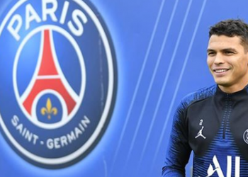 Thiago Silva se despede do PSG após oito anos defendendo o clube