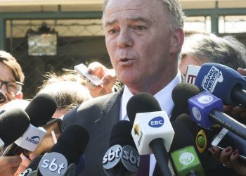 Governadores defendem reforma tributária com fundo de desenvolvimento