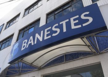 Banestes leiloa veículos e materiais de escritório no próximo dia 20