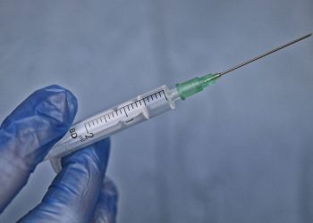 Fiocruz: prefeituras não devem relaxar medidas de prevenção à covid-19