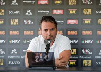 Atlético-MG comunica saída de Alexandre Mattos da direção de futebol