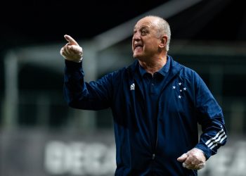 Irritado com extracampo, Felipão avalia deixar o Cruzeiro, que monitora nomes no mercado