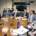 Bolsonaro apela para que caminhoneiros não façam greve