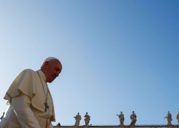 Papa cita Shakespeare em apelo contra a destruição ambiental