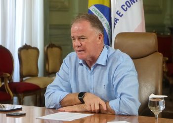Governador se reúne com vereadores para debater cumprimento das medidas de enfrentamento à Covid-19