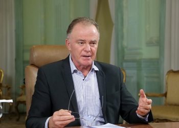 Casagrande anuncia novas medidas restritivas para desacelerar a transmissão do vírus