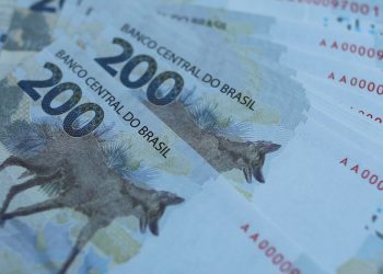 Prévia da inflação pelo IPCA-15 cai para 0,6% em abril