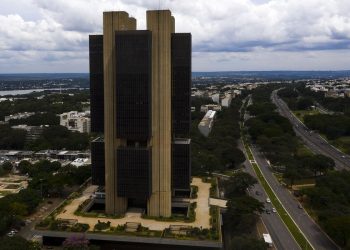 Mercado diminui projeção para crescimento da economia em 2021