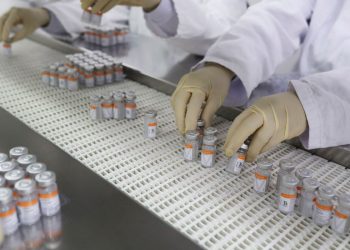 OMS: parecer de vacinas para uso emergencial sai na próxima semana