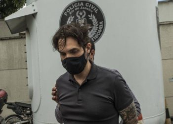 Caso Henry Borel: Como polícia teve acesso a mensagens de WhatsApp apagadas por casal