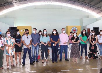 Prefeitura de Montanha realiza entrega do cartão ES- solidário.