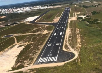 Governo do ES conclui obras da Pista do Aeroporto Regional de Linhares