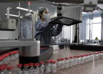 China desenvolve vacina contra covid-19 por inalação