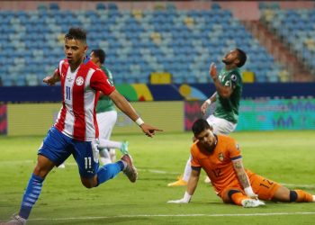 Com dois de Angel Romero, Paraguai estreia na Copa América com vitória