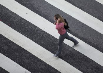 Covid-19: Brasil registra 474.414 mortes e 16.984.218 casos