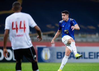 Série B: Cruzeiro vence Vasco e sai da zona de rebaixamento