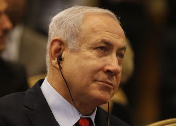 Parlamento de Israel aprova novo governo que encerra era Netanyahu