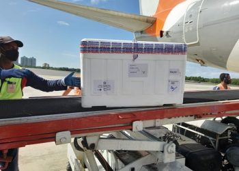 127.930 doses de vacinas contra a Covid-19 chegam ao Estado nesta quarta-feira.