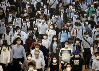 Japão vê disseminação inédita da covid-19 e recorde de casos em Tóquio