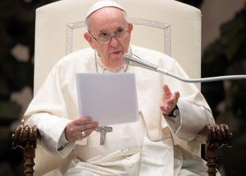 Internacional Papa Francisco faz apelo por vacinação