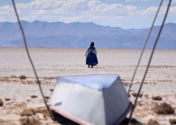 Lago seca na Bolívia e cientistas temem que nunca mais volte a encher